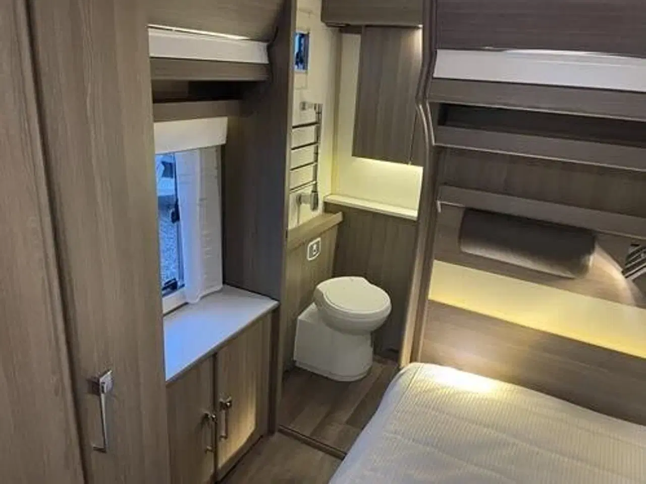 Billede 8 - Kabe Royal 740 TDL