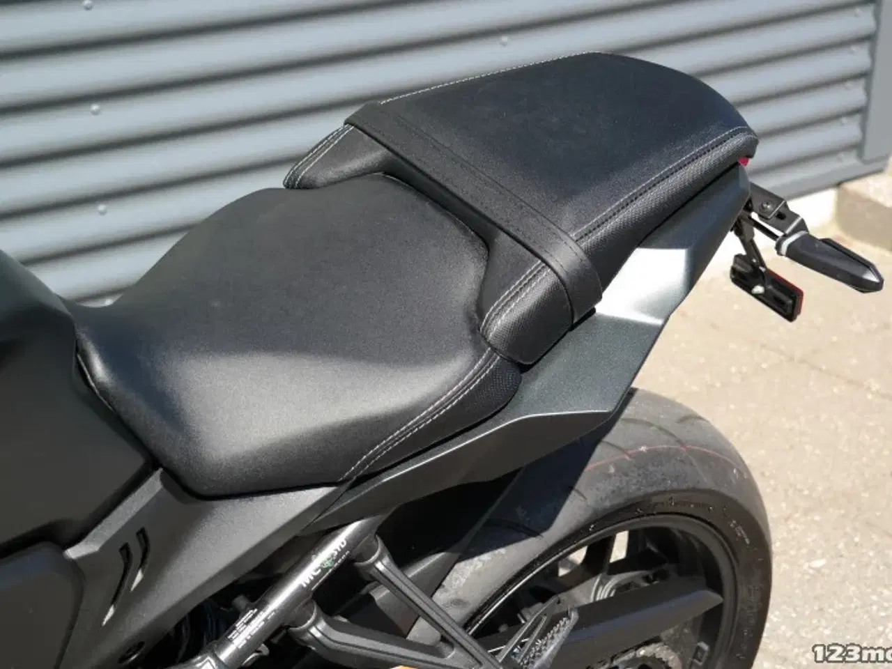 Billede 25 - Honda CB 650 R MC-SYD       BYTTER GERNE