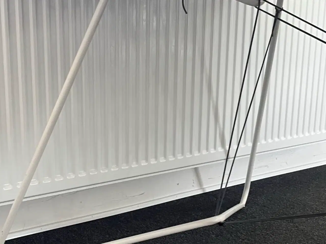 Billede 2 - OAS - ok design - spisebord 90x200 cm - hvid lamin