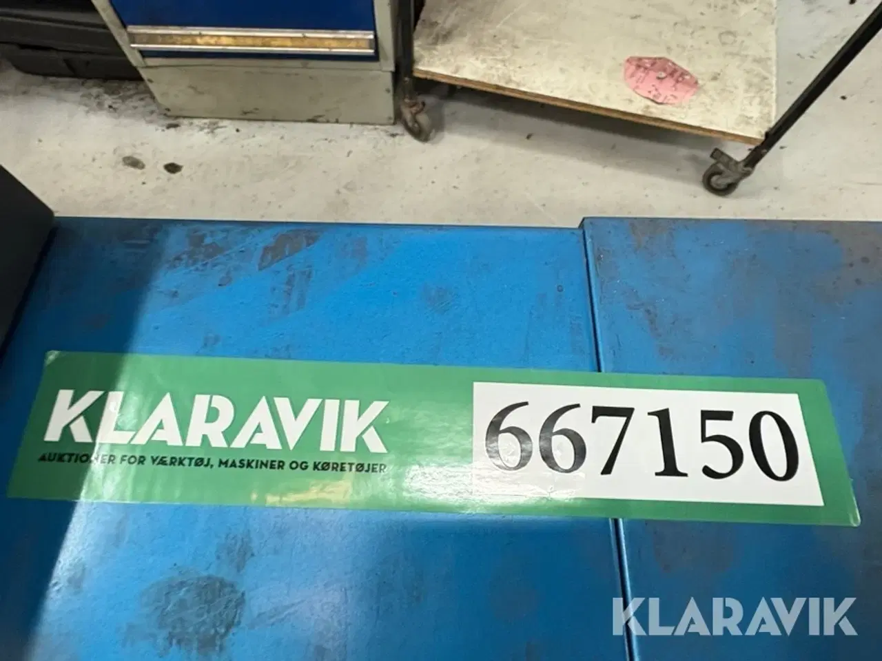 Billede 12 - Reoler med fittings