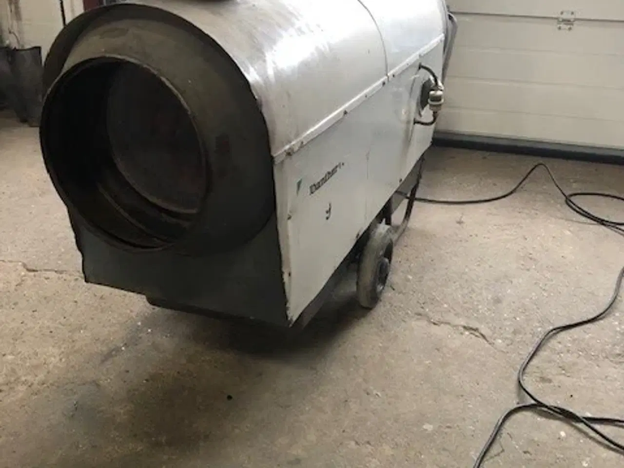 Billede 3 - Varmekanon med skorsten, Dantherm MC65