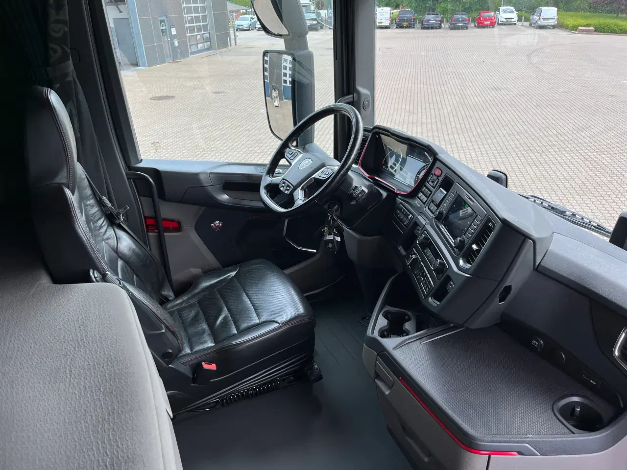 Billede 14 - Scania S650 6x2 32 T-mtr. kran, Kran