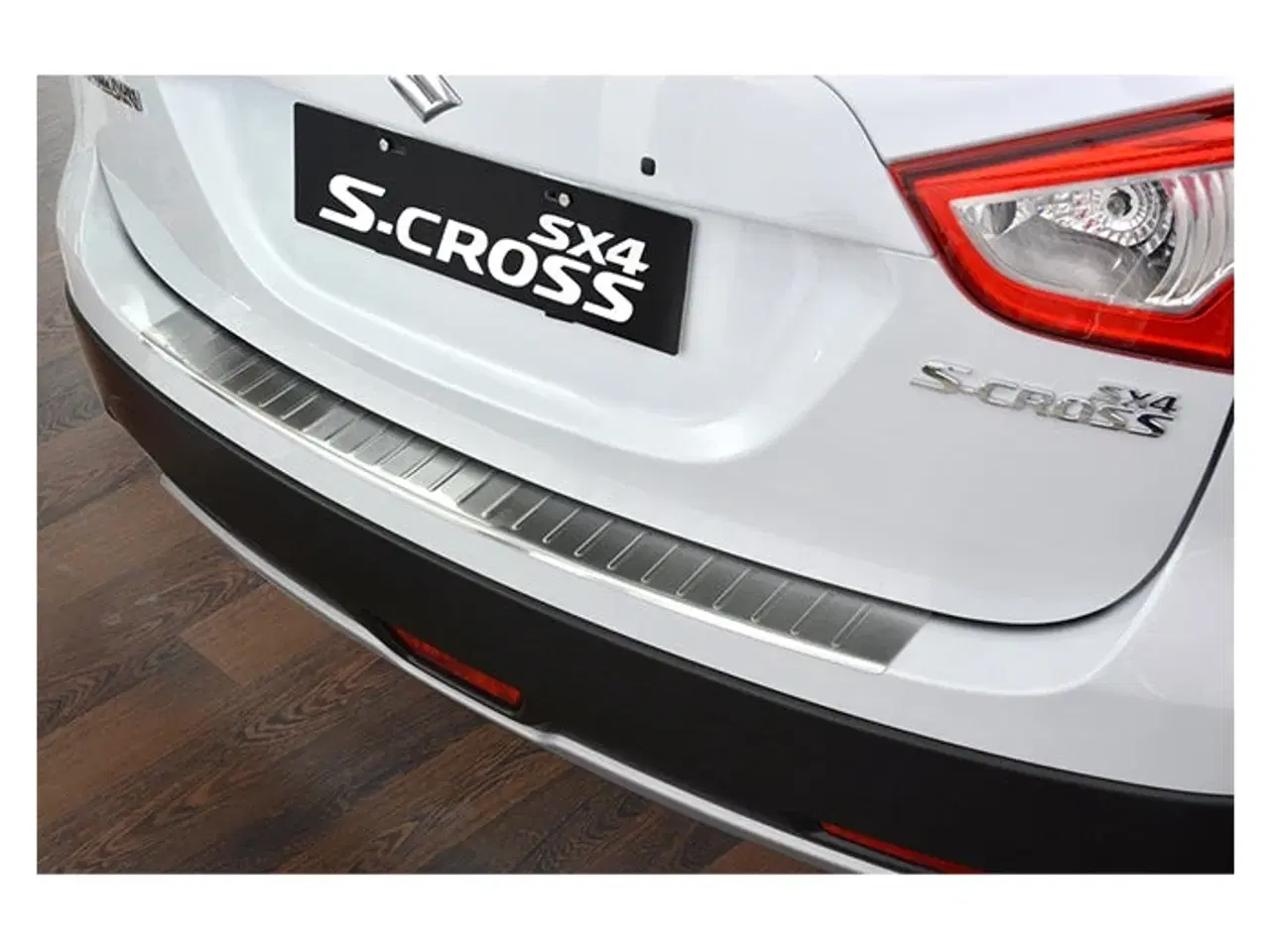 Billede 1 - Læssekantbeskytter Suzuki SX4 S-Cross 5D 2013-2021 Stål