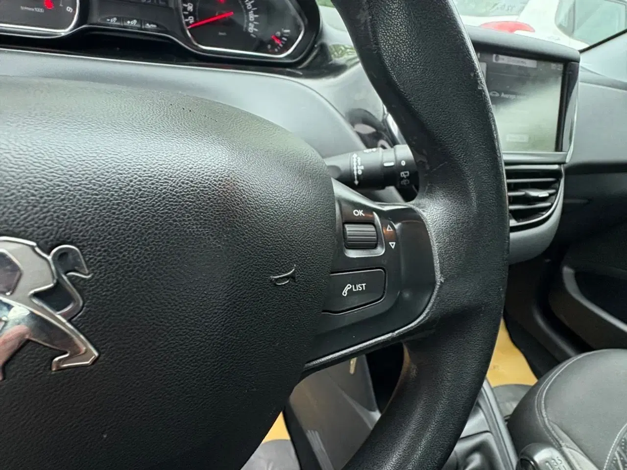 Billede 11 - Peugeot 208 1,6 e-HDi 92 Allure