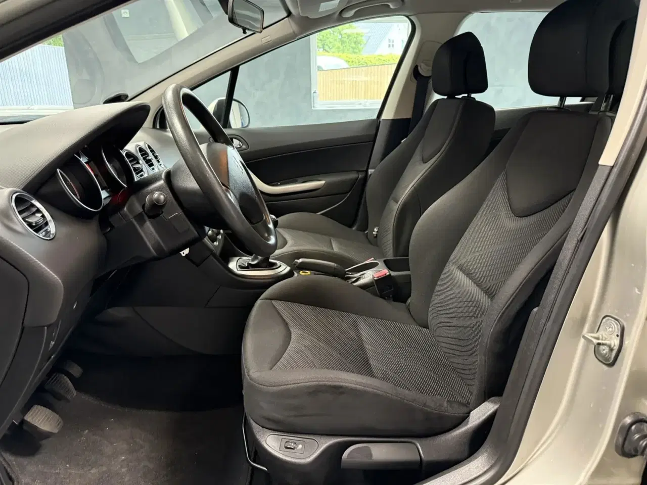 Billede 17 - Peugeot 308 1,6 HDI Comfort Plus 90HK Stc
