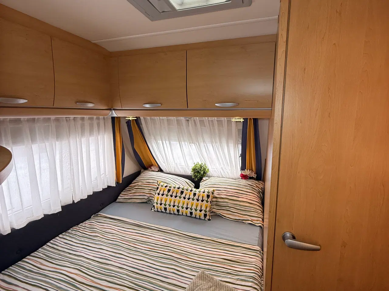 Billede 9 - 2007 Knaus Sudwind 500 / Med Solsejl 