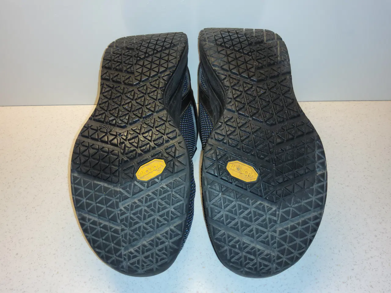 Billede 2 - MBT sikkerhedssko 37