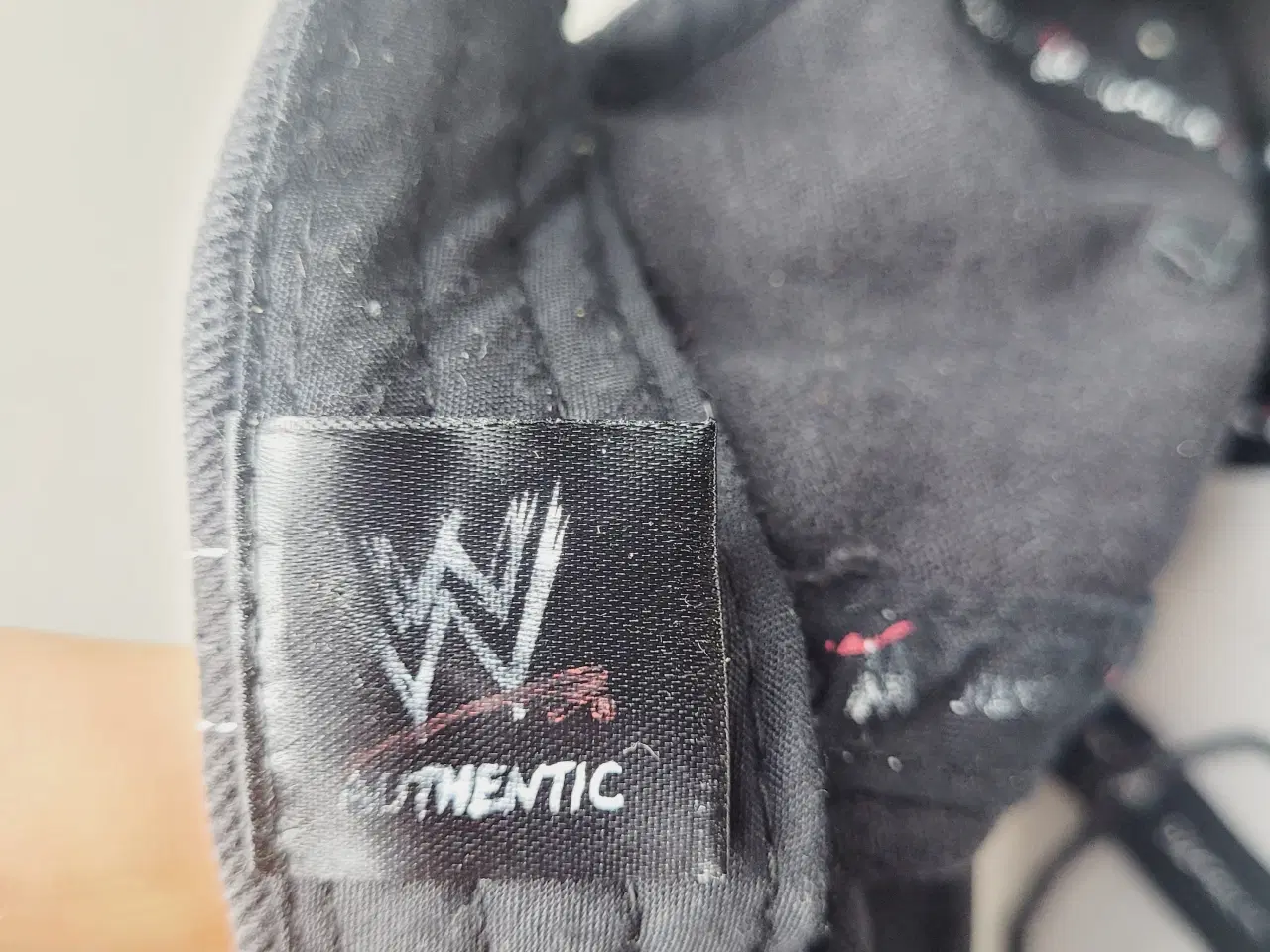 Billede 8 - ⭐️· WWE Authentic kasket fra 2012 - CM Pun