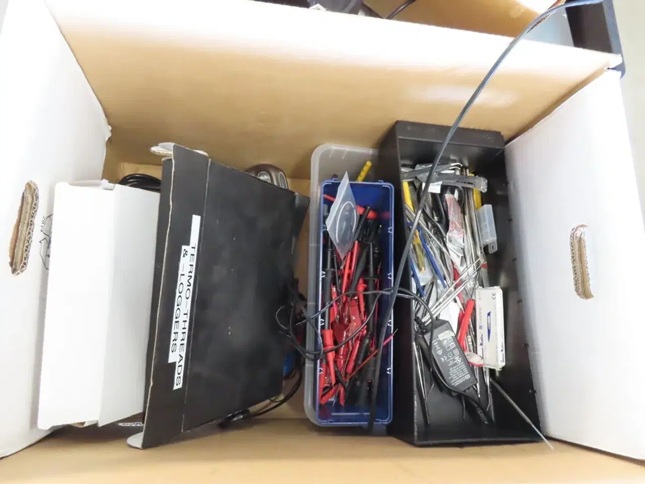 Billede 7 - Palle med rester fra TC ELECTRONIC