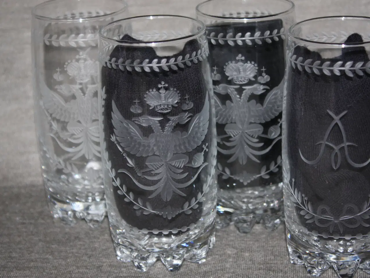 Billede 3 - Unikke russiske hånddekorerede glas sælges