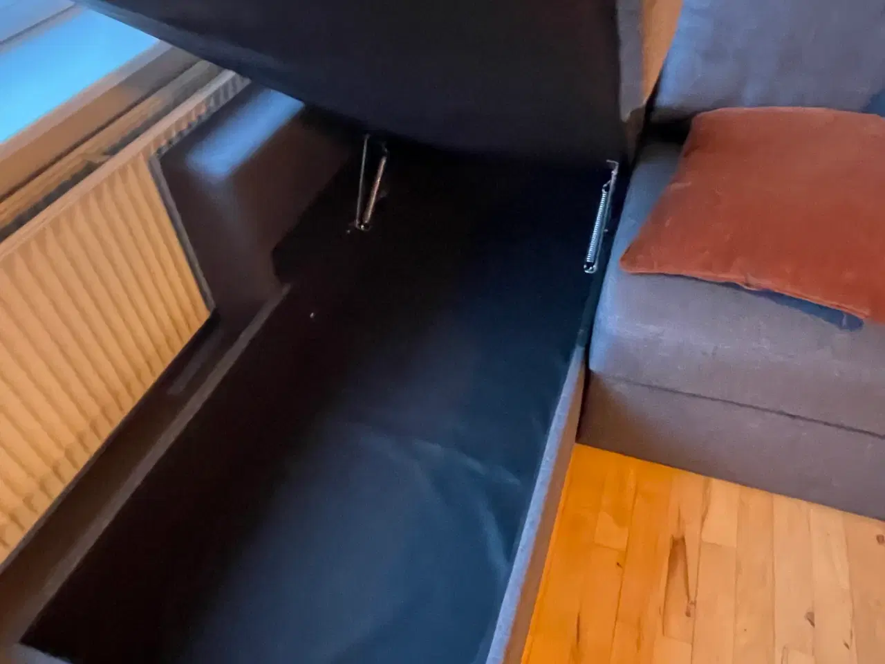 Billede 5 - Sovesofa med chaiselong