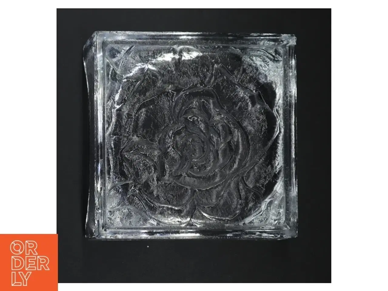 Billede 4 - Firkantet Glasskål med rosenmotiv (str. 18 x 18 x 10 cm)