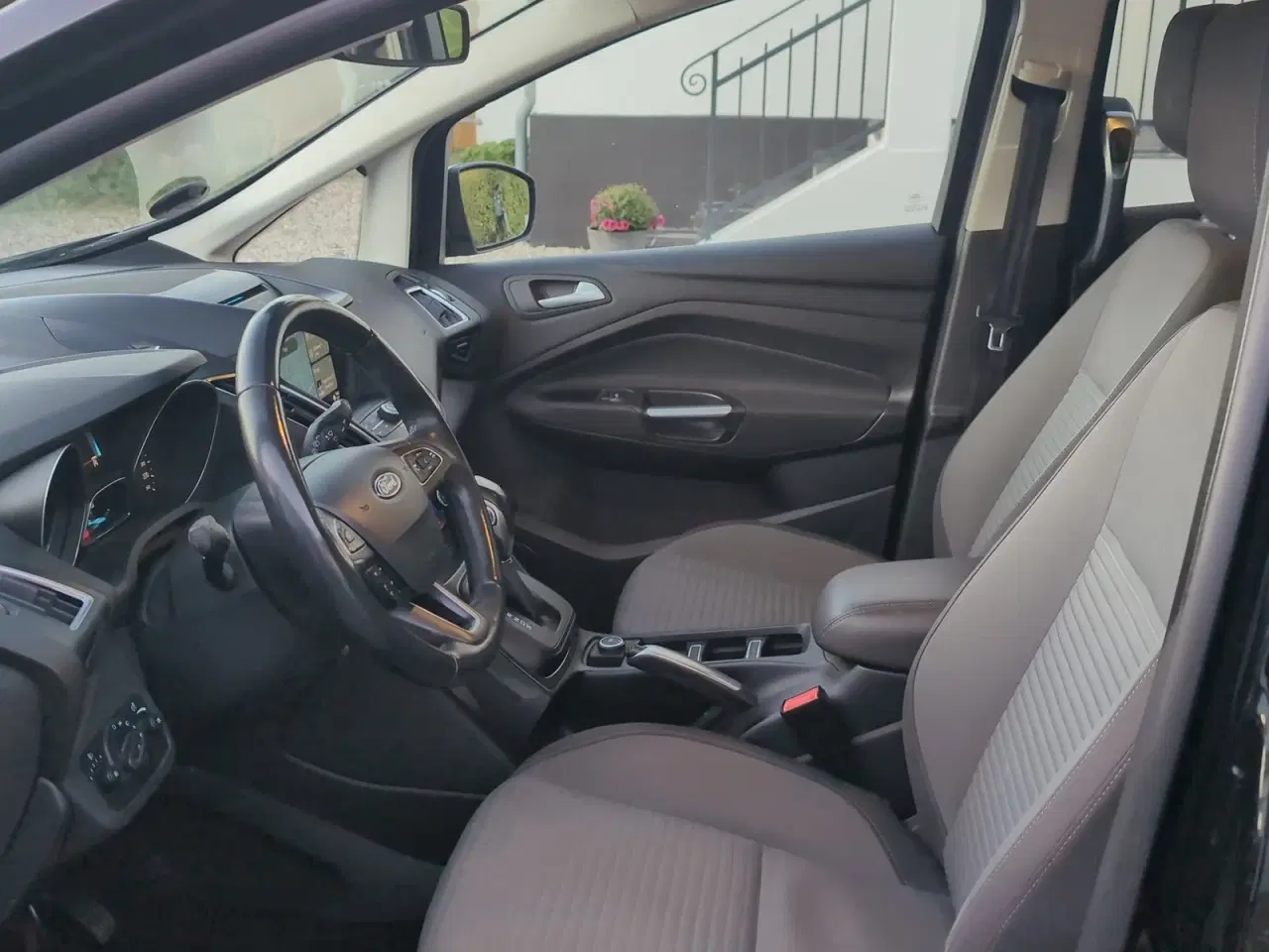 Billede 9 - Ford Grand C-MAX 2,0 TDCi 170 Titanium aut. Van