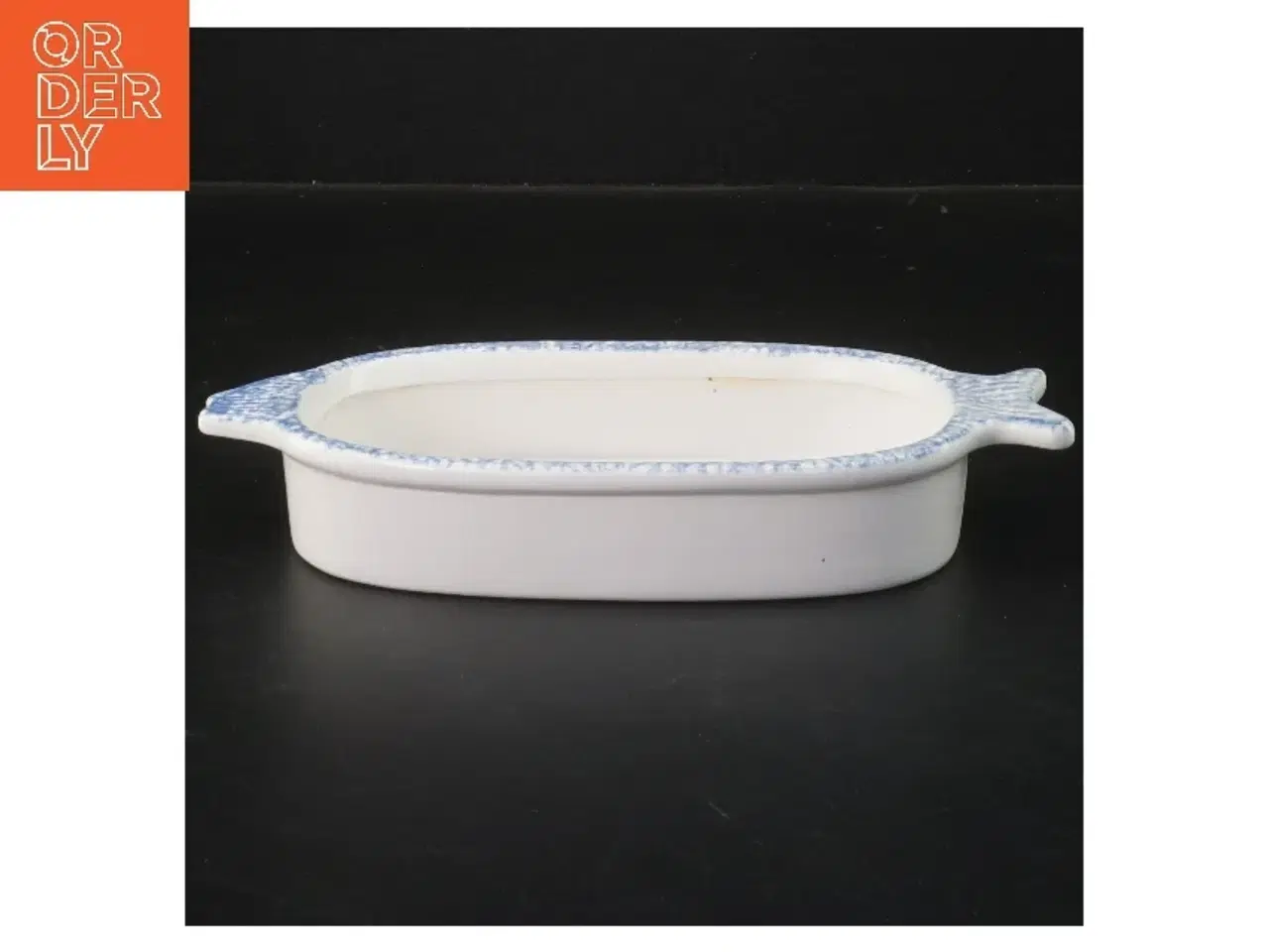 Billede 4 - Keramisk fiskeformet fad med blå kant fra Svana's Collection (str. 21x11x3,5 cm)