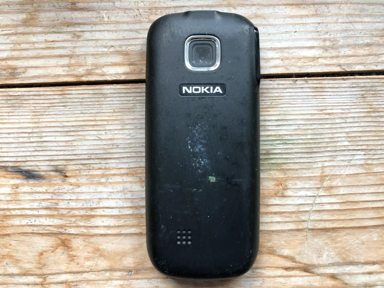 Billede 3 - Nokia 2330-c2 - fin lille mobil i fin stand