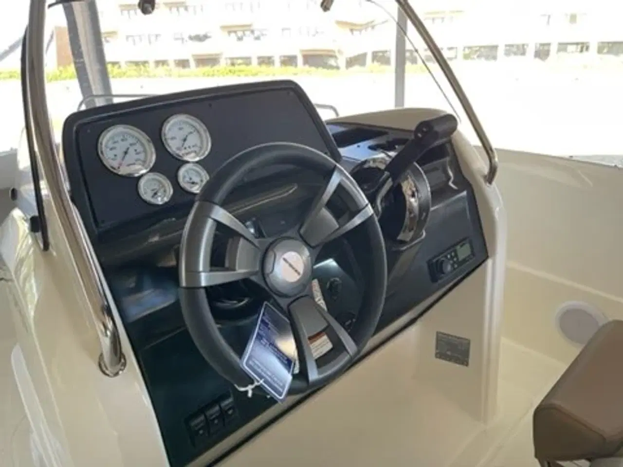 Billede 6 - Quicksilver Activ 555 Open med Mercury F100 EFI ELPT (smart edition + udstyr) SOLGT