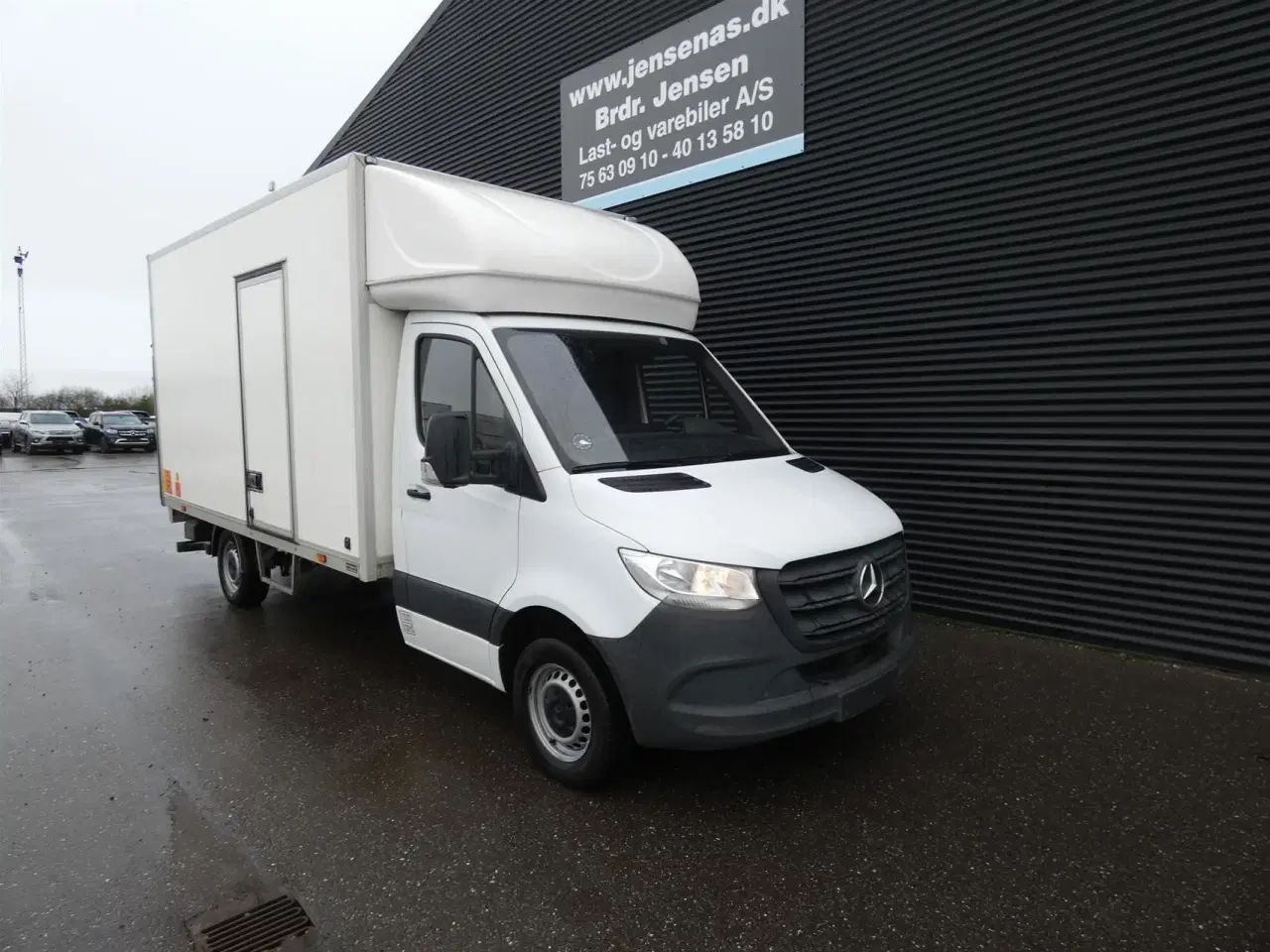 Billede 1 - Mercedes-Benz Sprinter 317 2,0 CDI Alu.kasse m/lift RWD 9G-Tronic 170HK Ladv./Chas. Aut.