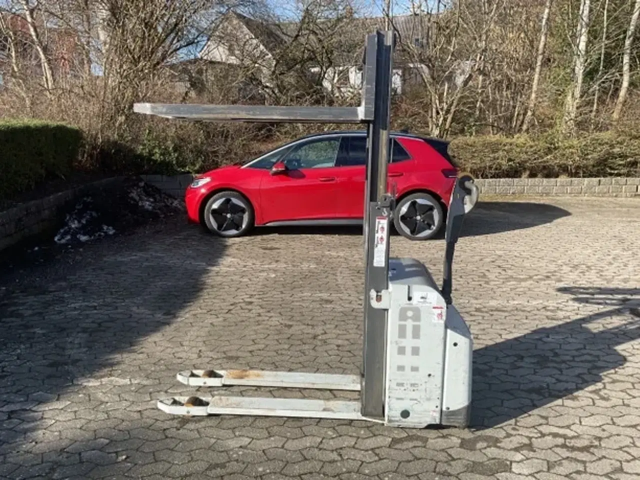 Billede 5 - Atlet stabler 1250 kg kun 300 Timer