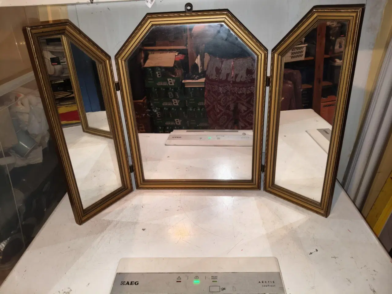 Billede 1 - super flot lille spejl måske til pige værelset 