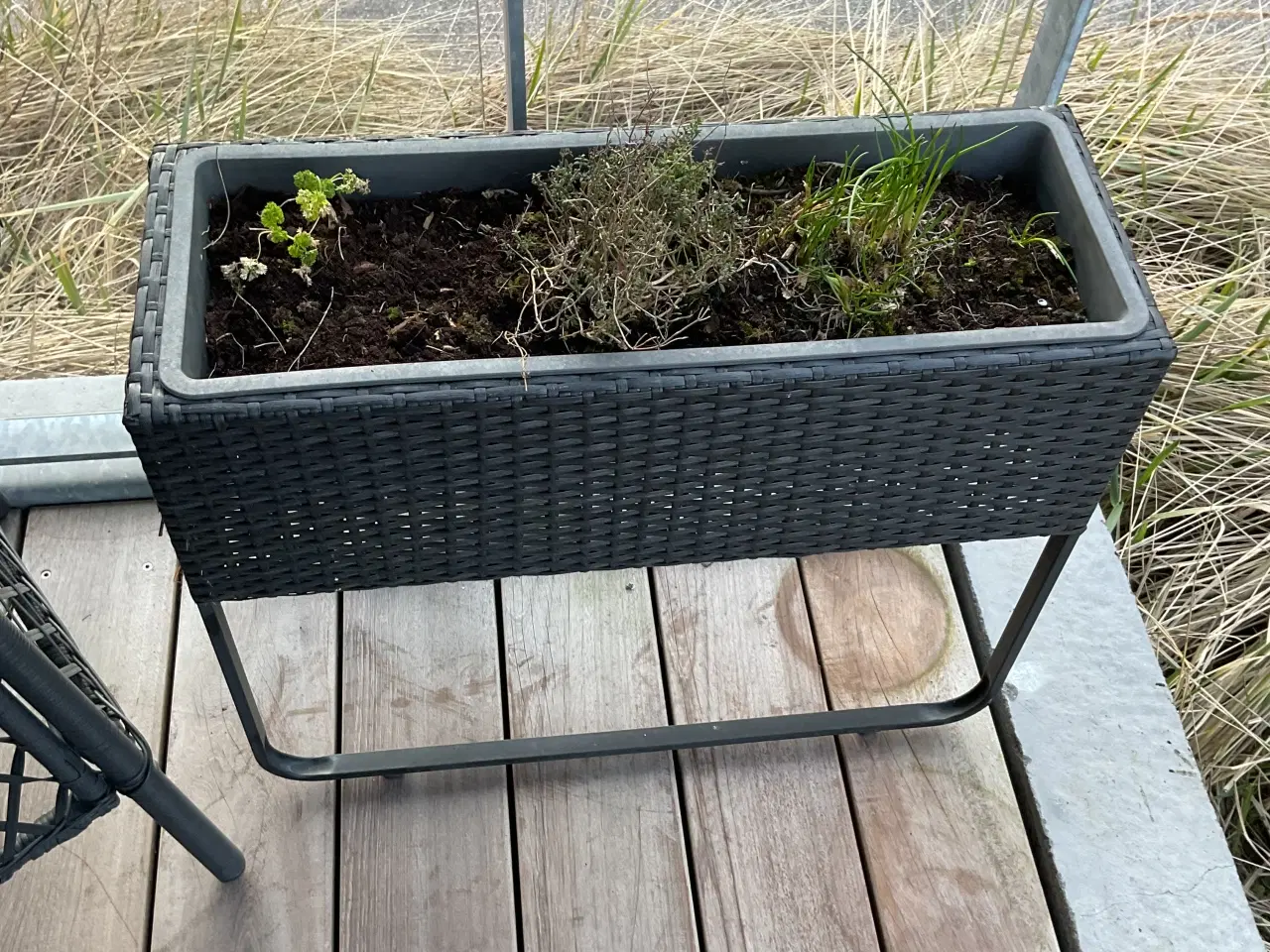 Billede 2 - DACORE Plantekasse på ben,polyrattan flet 60x20x50