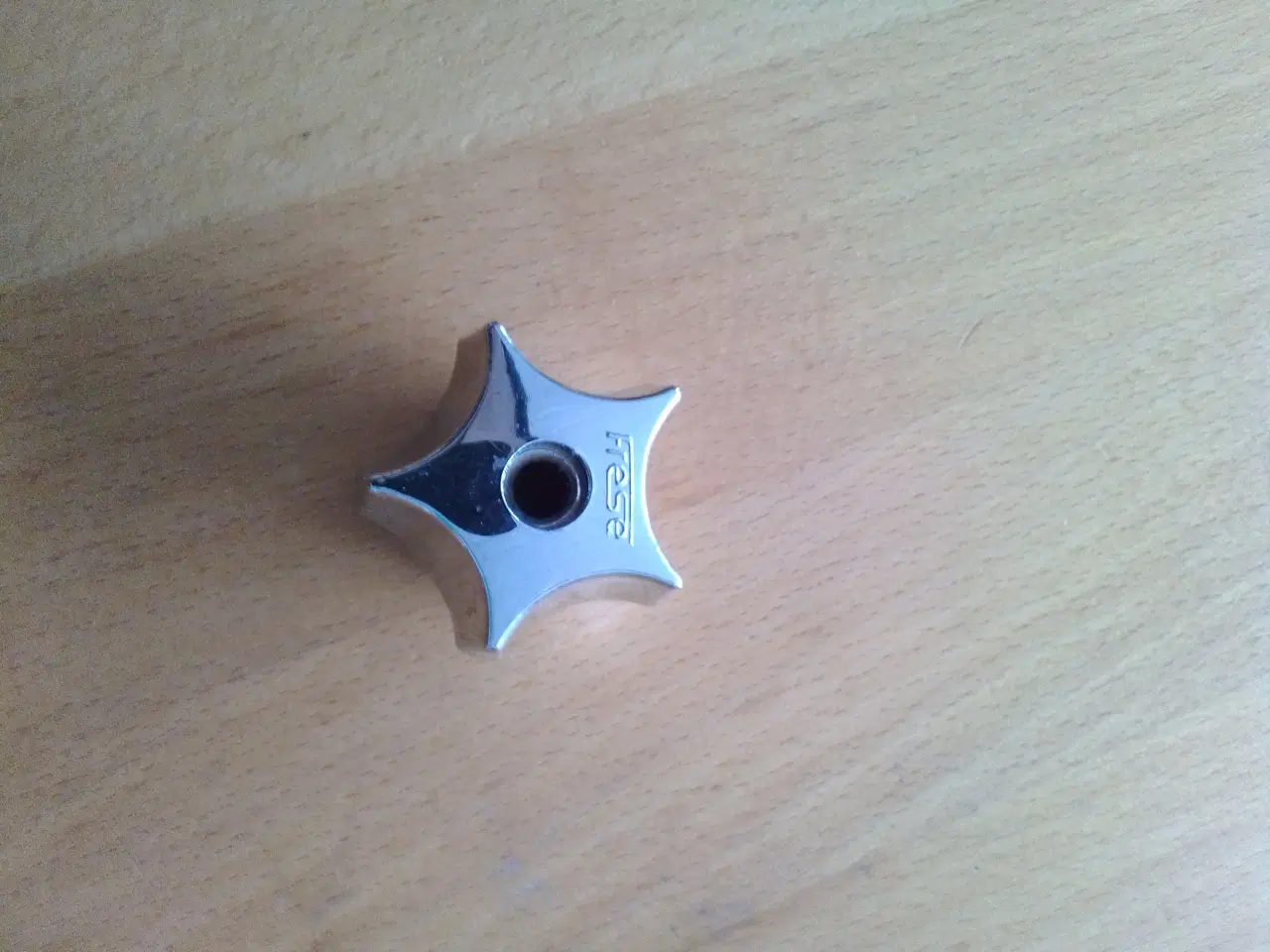 Billede 17 - Badeværelses ting (18 billeder)