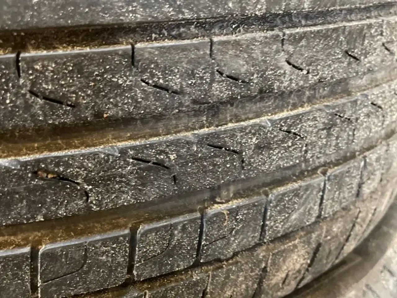 Billede 2 - Pirelli sommer dæk