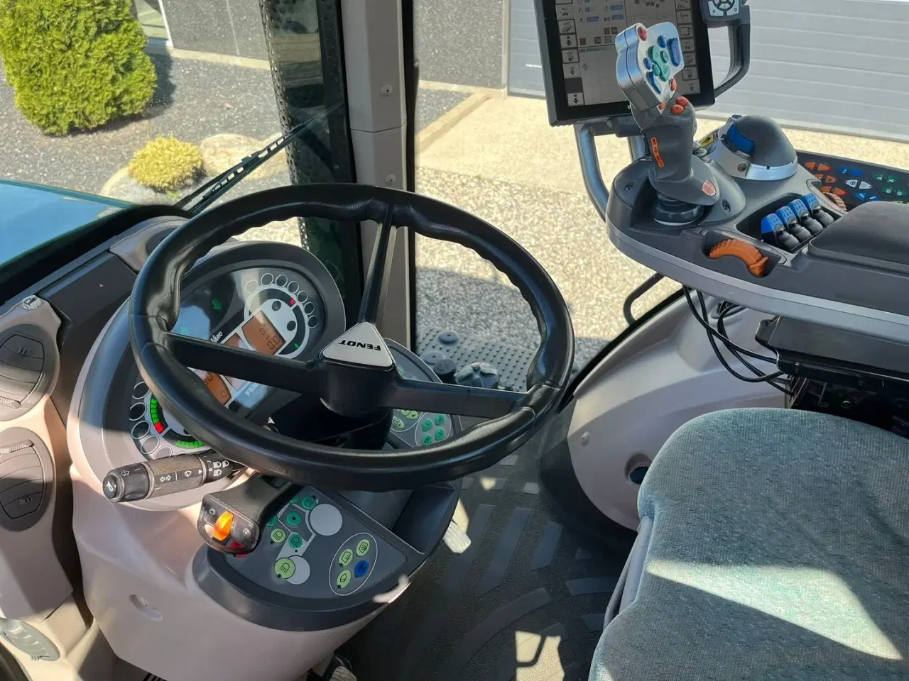 Billede 12 - Fendt 826 Vario Pæn godt udstyret traktor.
