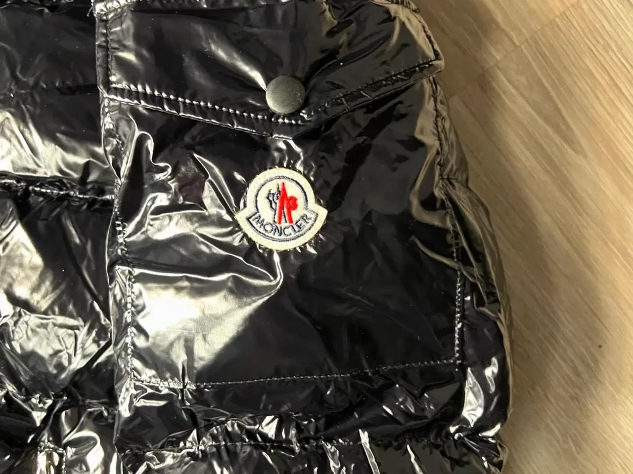 Billede 2 - jakke Moncler