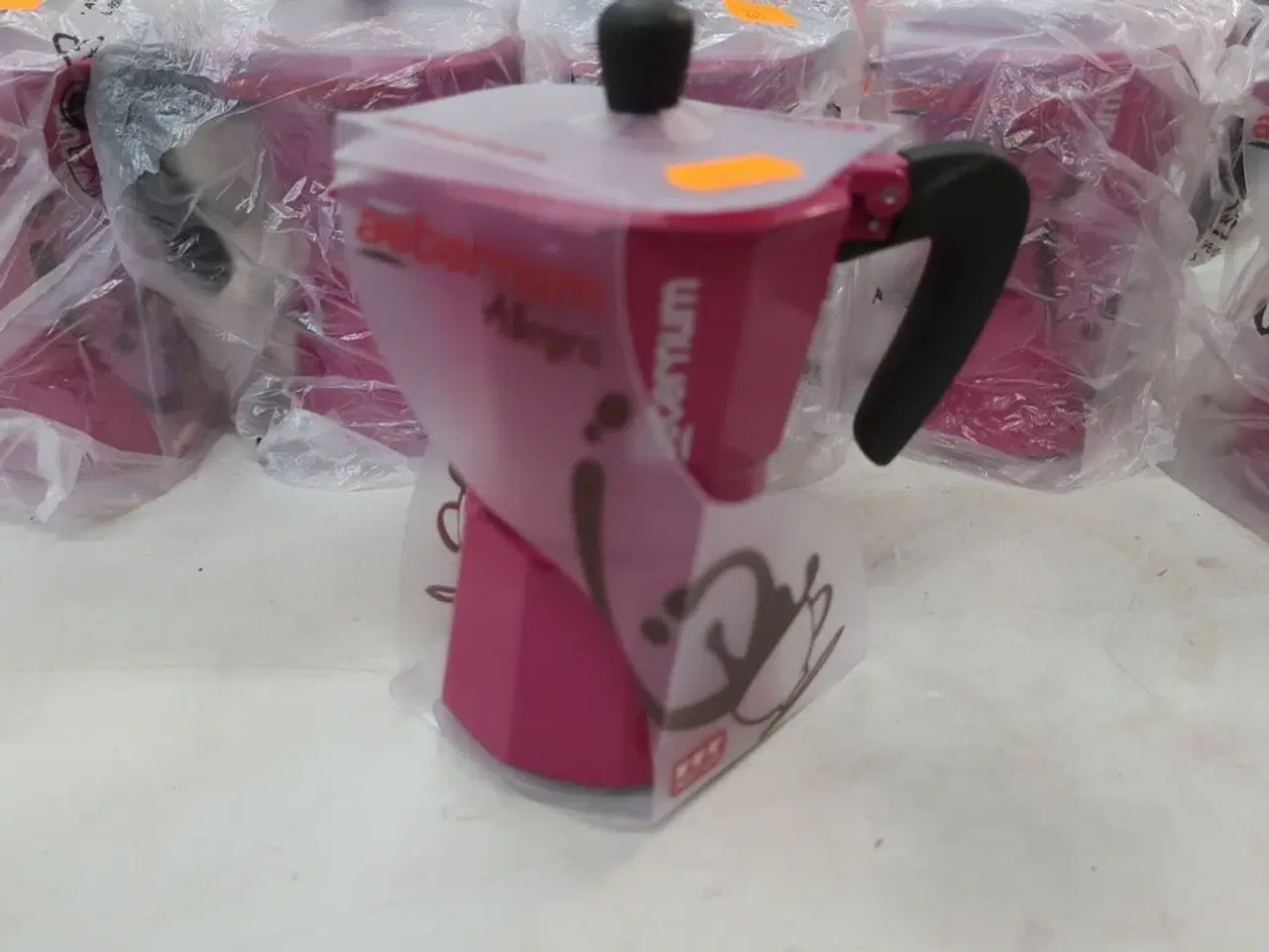 Billede 2 - 6 stk. kaffekogere BIALETTI AETERNUM ALLEGRA FUCHIA, med 3 kopper