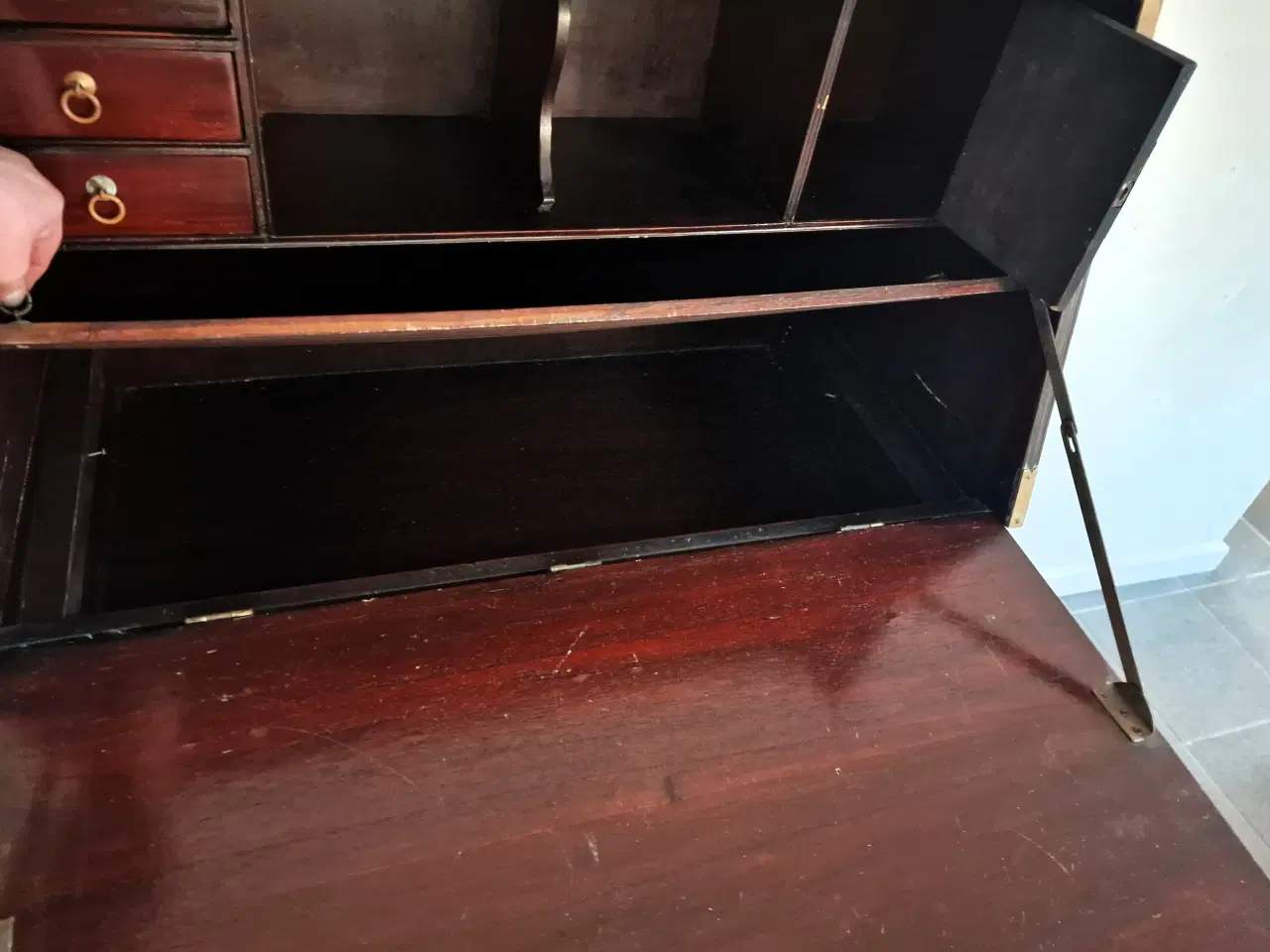 Billede 4 - Smukt koreansk antik sekretær skrivebord.