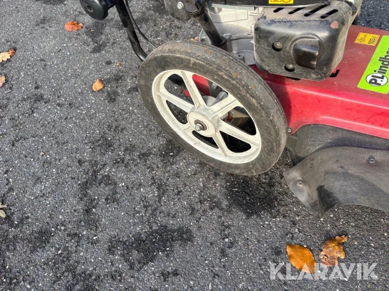 Billede 12 - Græstrimmer/Fliserenser P.Lindberg 5.8 HK