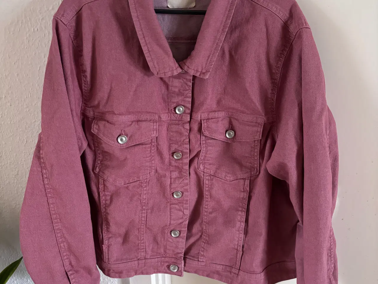 Billede 1 - Denimjakke Rosa str 54