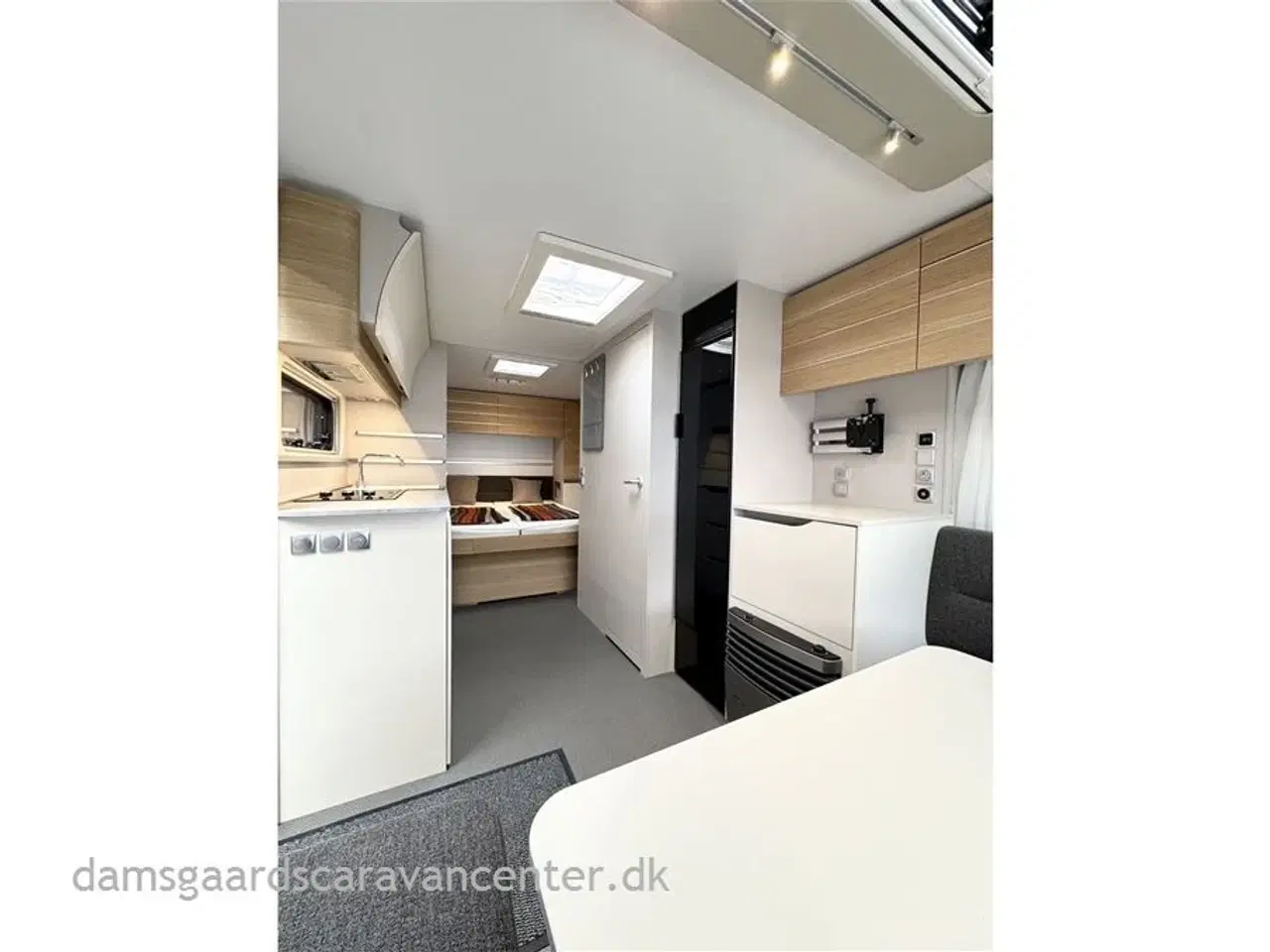 Billede 6 - 2022 - Adria Adora 593 UP   Queensbed-Gulvtemp.-Commodore 300 telt