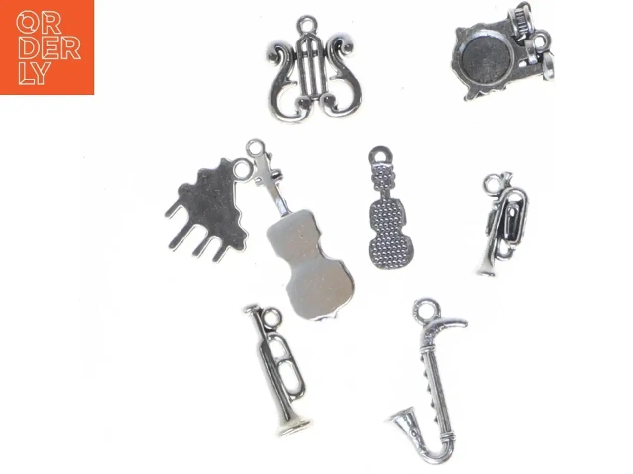 Billede 3 - Musikinstrument charms i metal