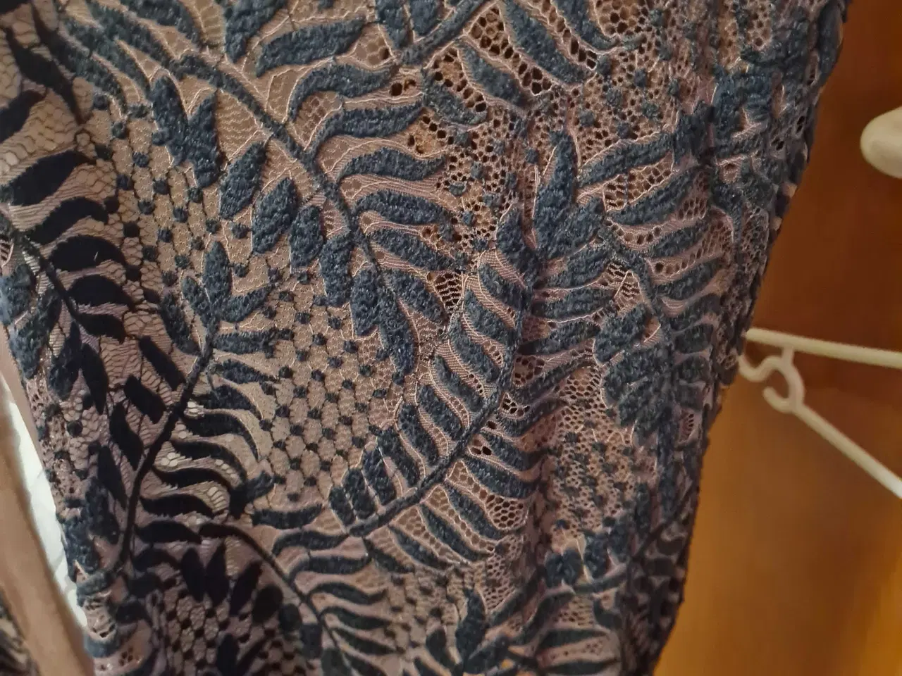 Billede 7 - Grøn cardigan str M 46-48 fra Zizzi 