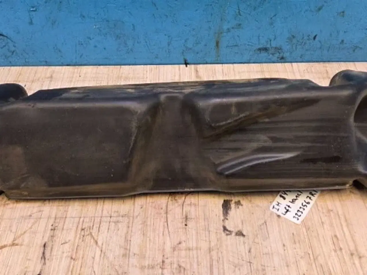 Billede 11 - Case 844XL Luftkanal 3233567R1