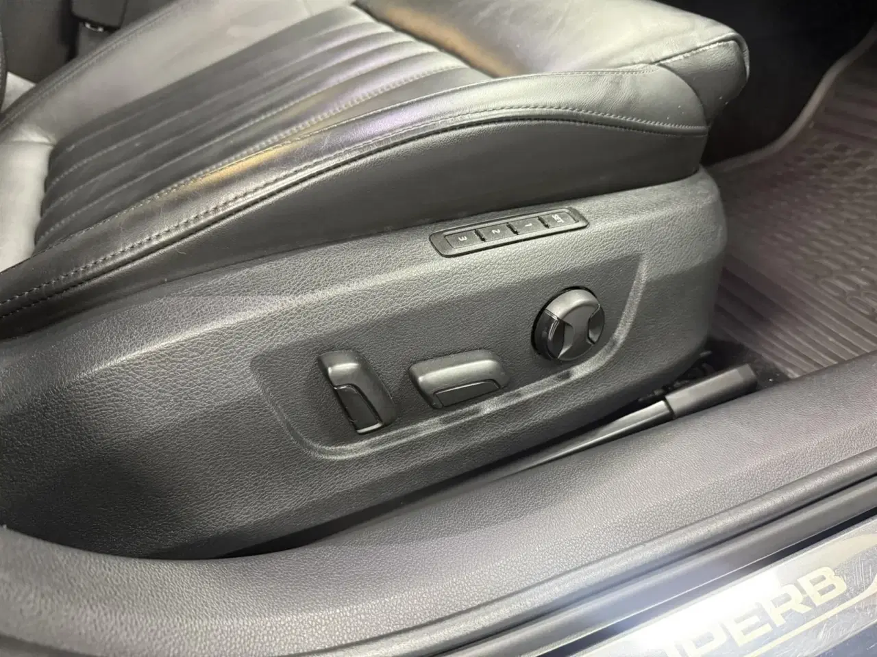 Billede 11 - Skoda Superb Combi 2,0 TDI Style DSG 150HK Stc 6g Aut.