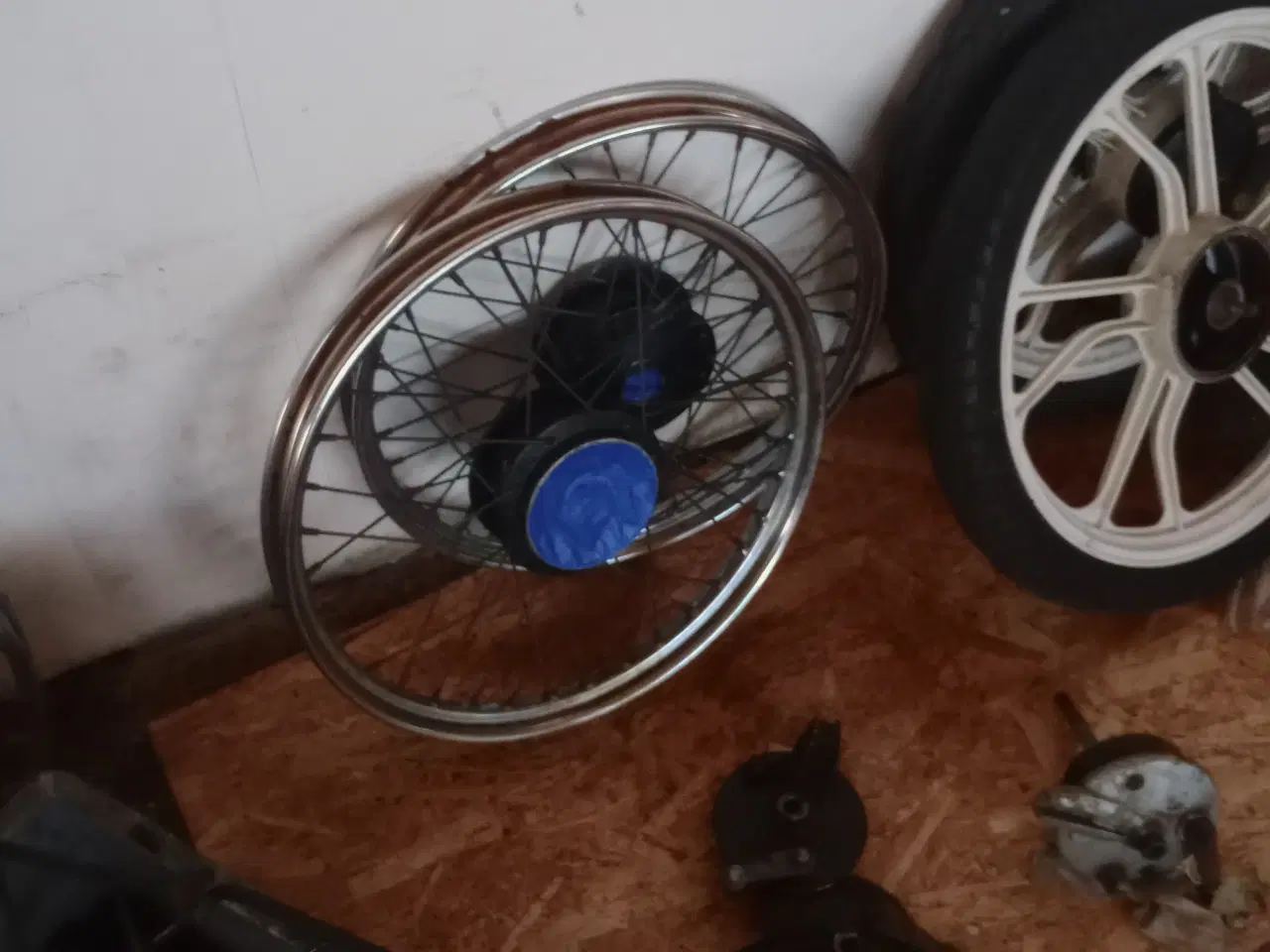 Billede 2 - Puch Maxi motor, fælge, Tomos fælge