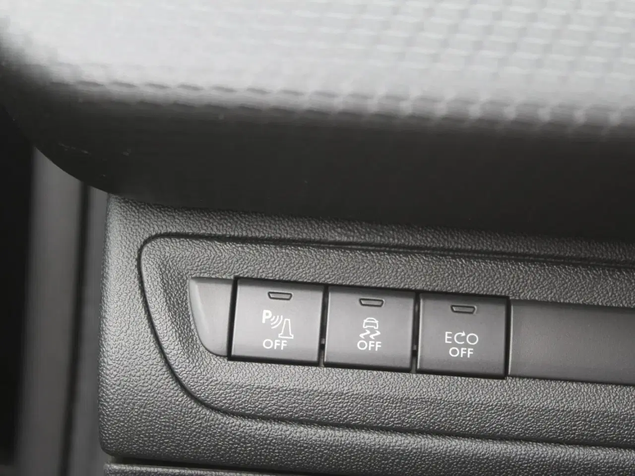 Billede 11 - Peugeot 2008 1,6 BlueHDi 100 Allure Sky