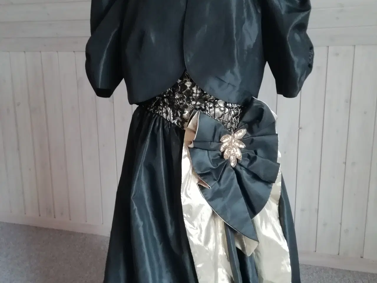 Billede 6 - Overdådig Elegant Gallakjole