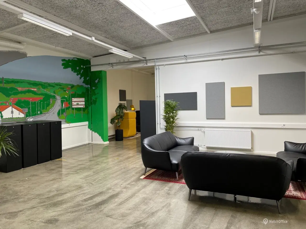 Billede 12 - Kontor i delvis åbent landskab. Fantastisk placering i bygningen.