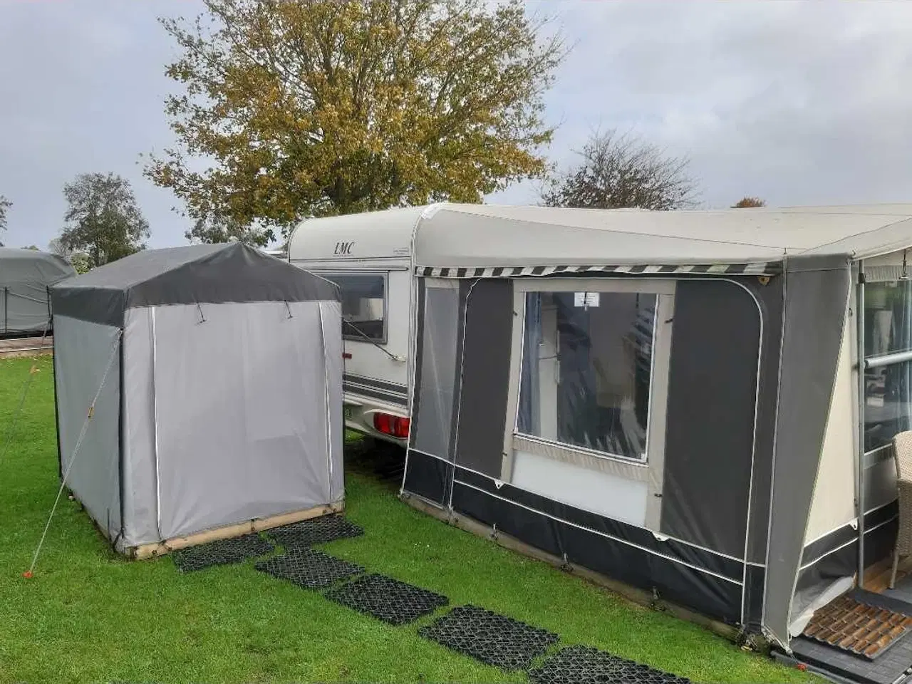 Billede 5 - Campingvogn med fastliggerplads 
