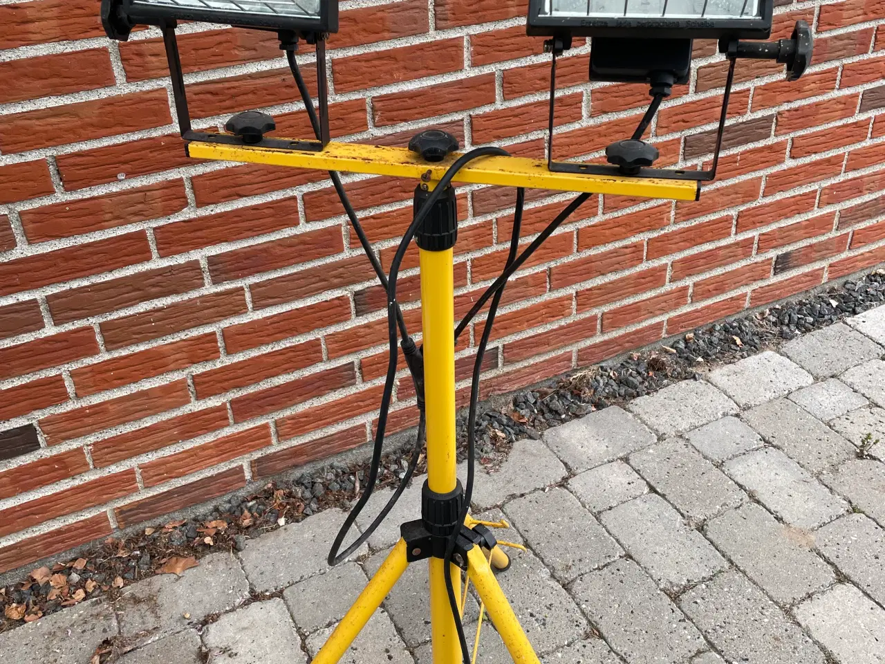 Billede 1 - Halogen arbejdslampe 2 x 500 w