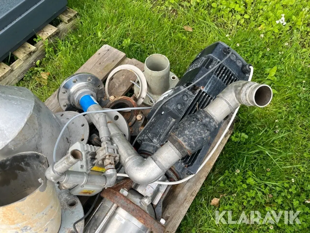 Billede 12 - Motor/Pumpe og diverse andre metaldele
