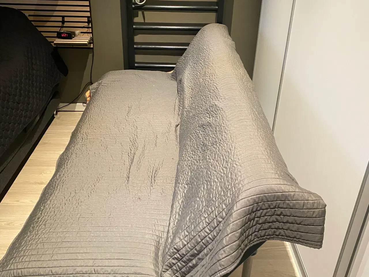 Billede 5 - Pæn sovesofa