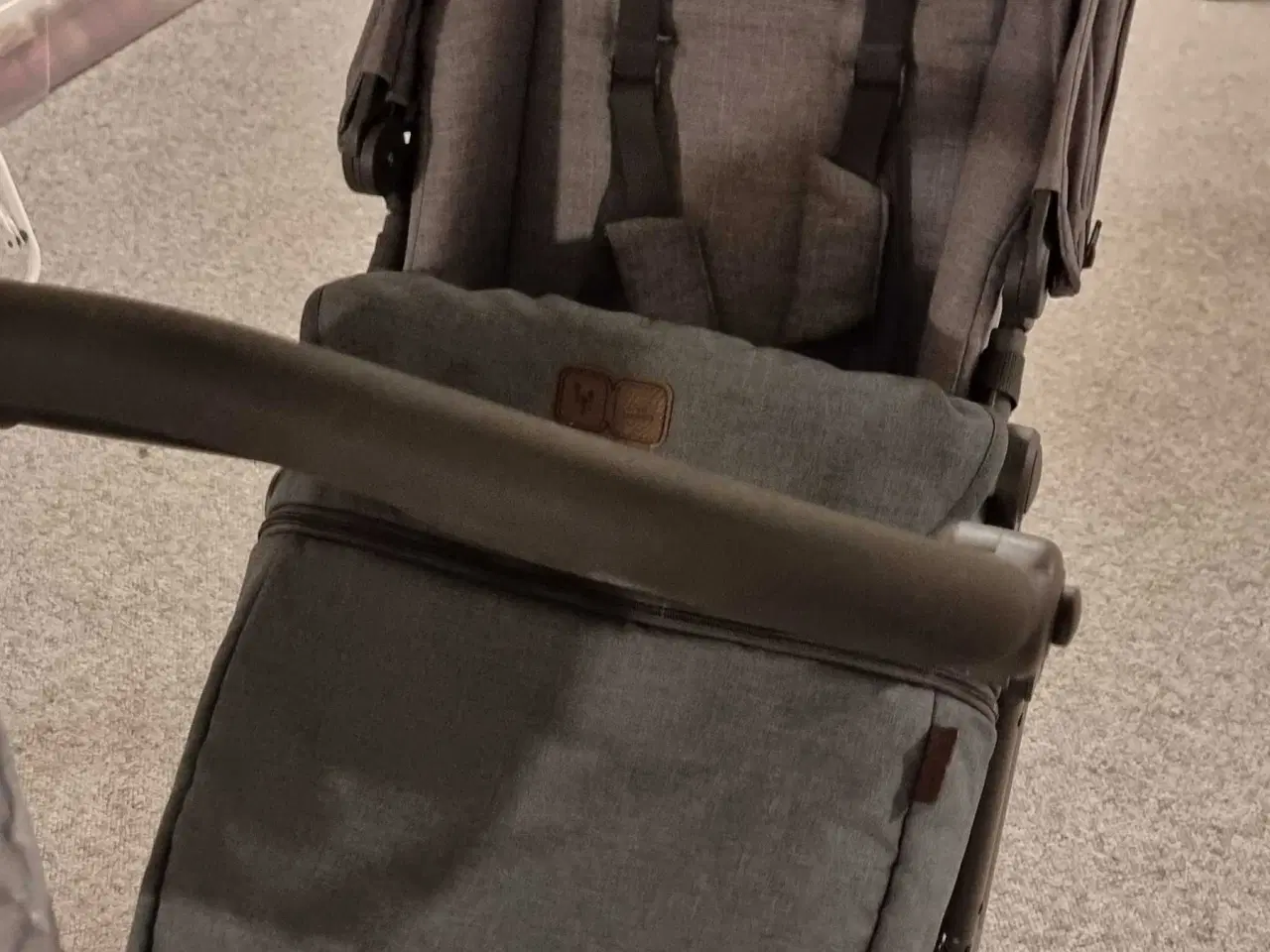 Billede 4 - Fin og let Klapvogn