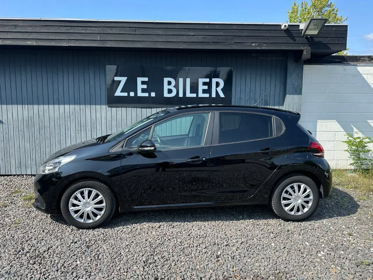 Billede 3 - Peugeot 208 1,5 BlueHDi 100 Signature Sky