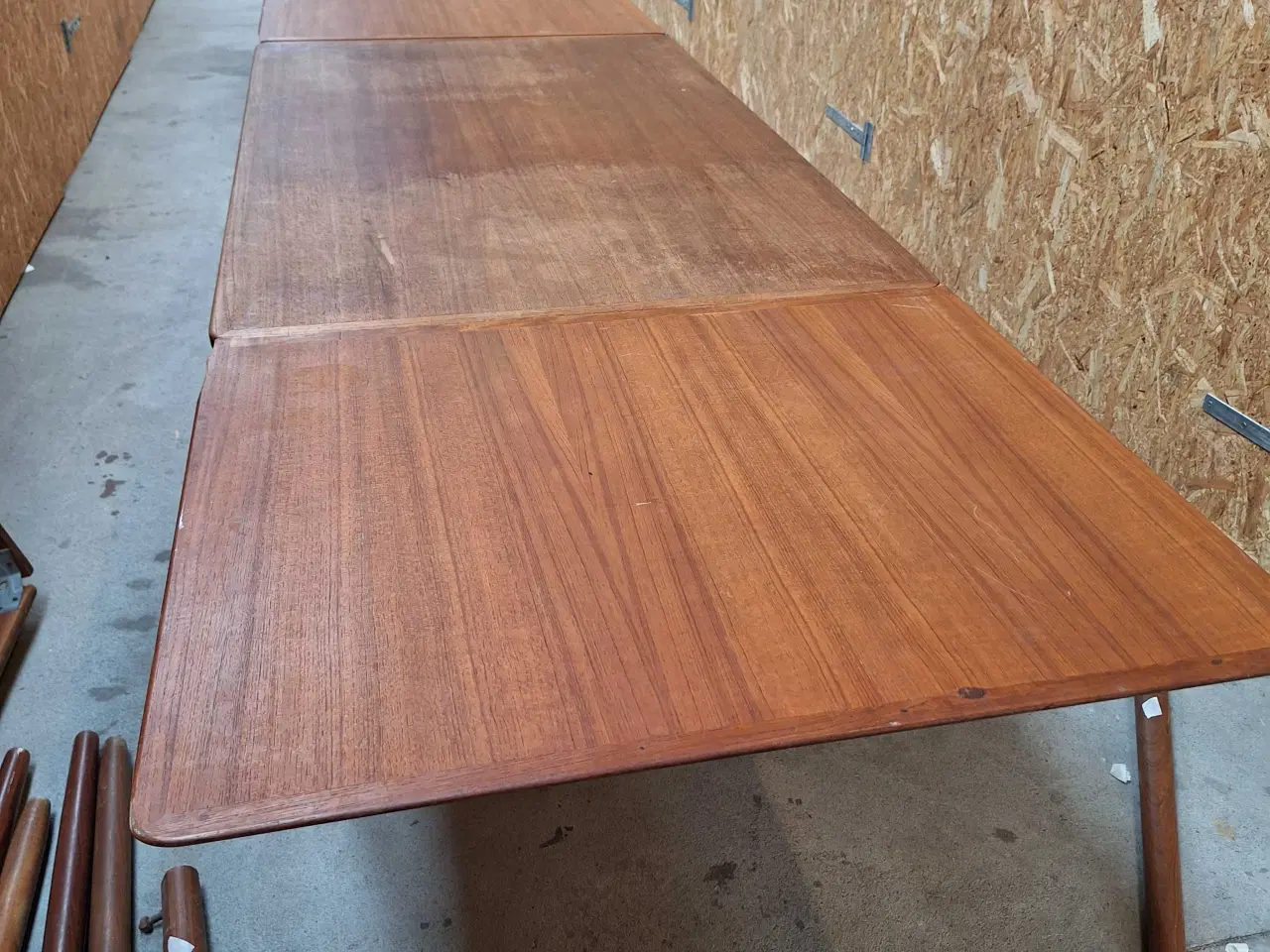 Billede 2 - Teak spisebord