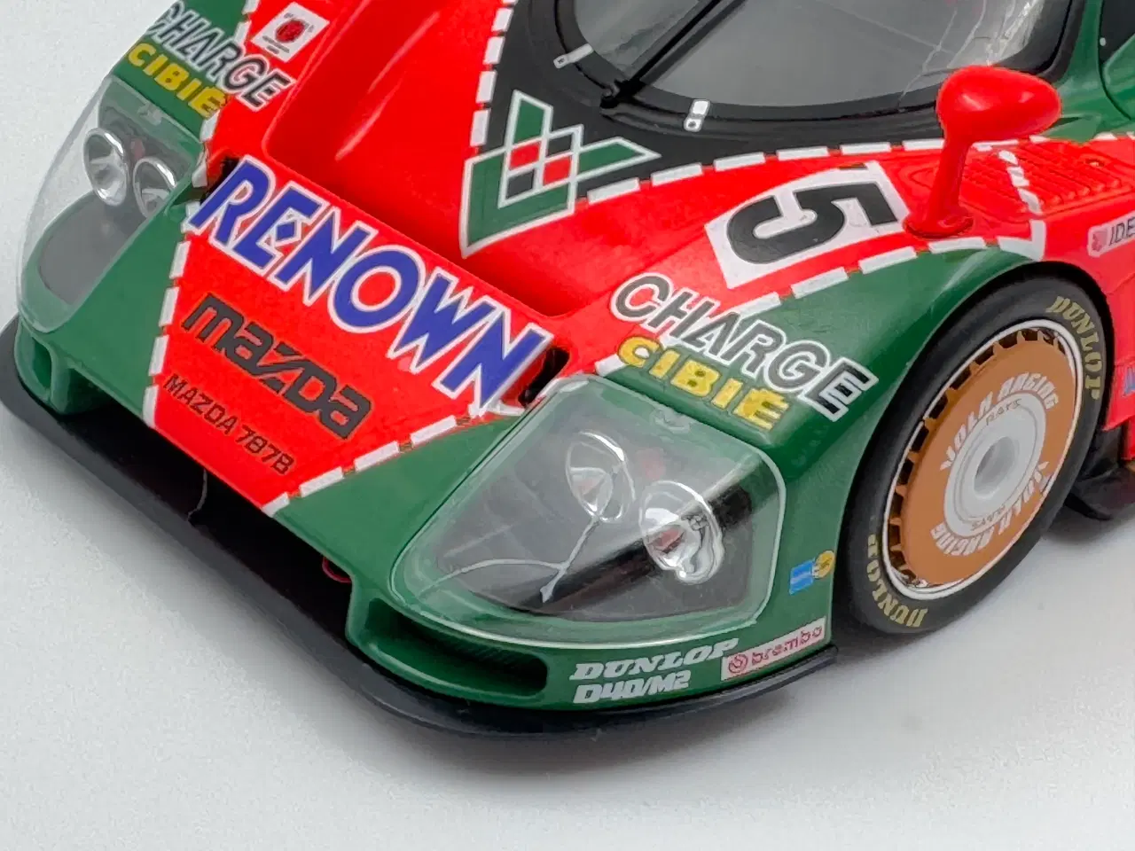 Billede 11 - 1991 Mazda 787B Le Mans (Med skade) 1:18