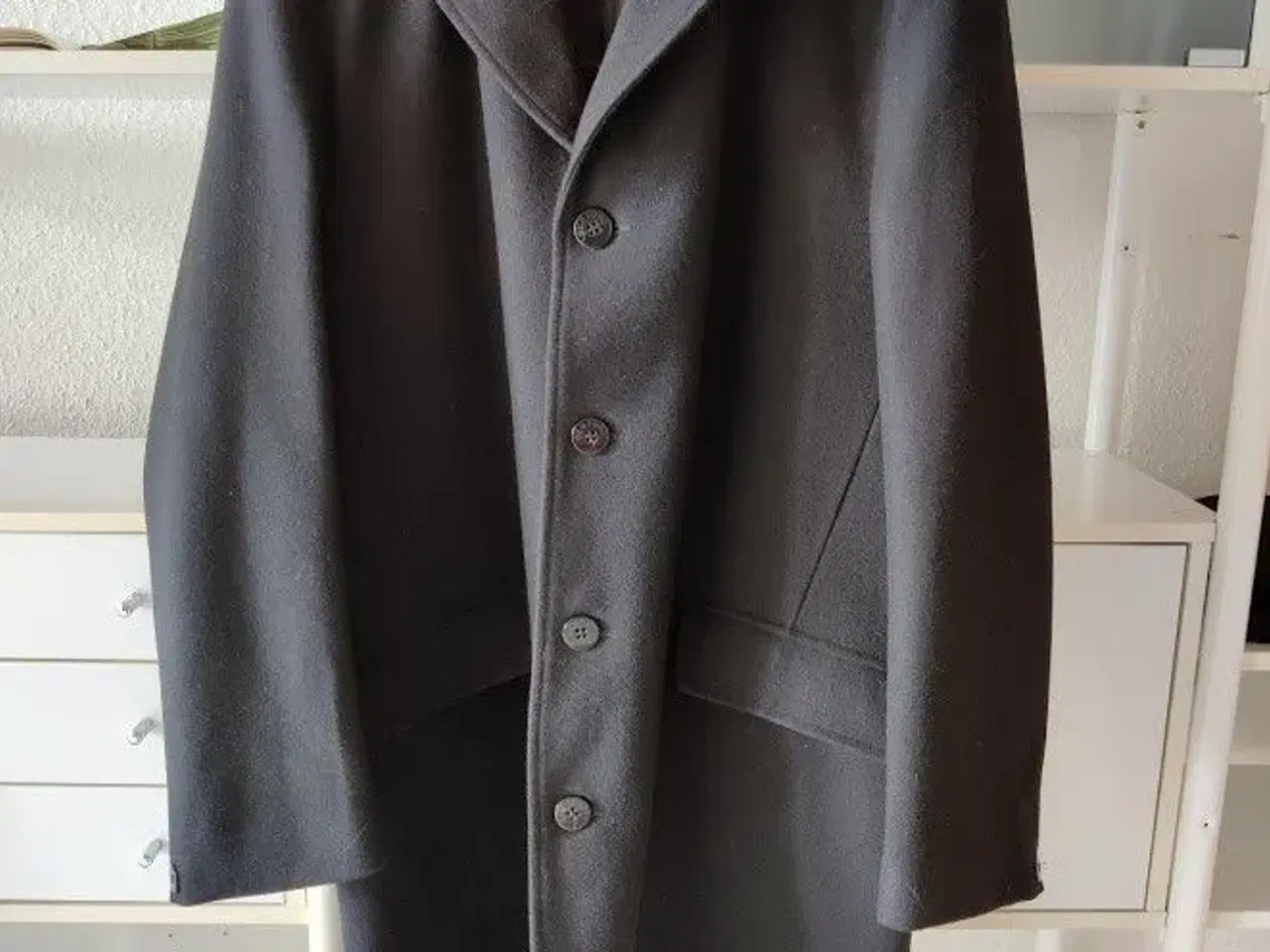 Billede 2 - Klassisk frakke med silkefoer - længde 90 cm